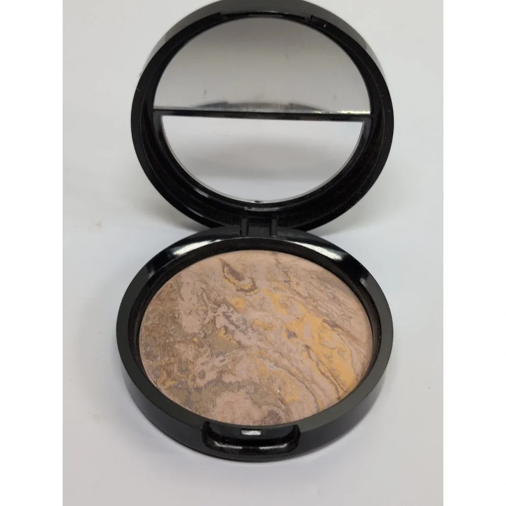 Laura Geller Balance N Brighten Color Correcting Foundation Medium 9 g / .32 oz